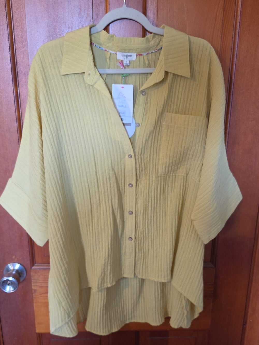 Umgee Mustard Button-Front Textured Hi-Low Top